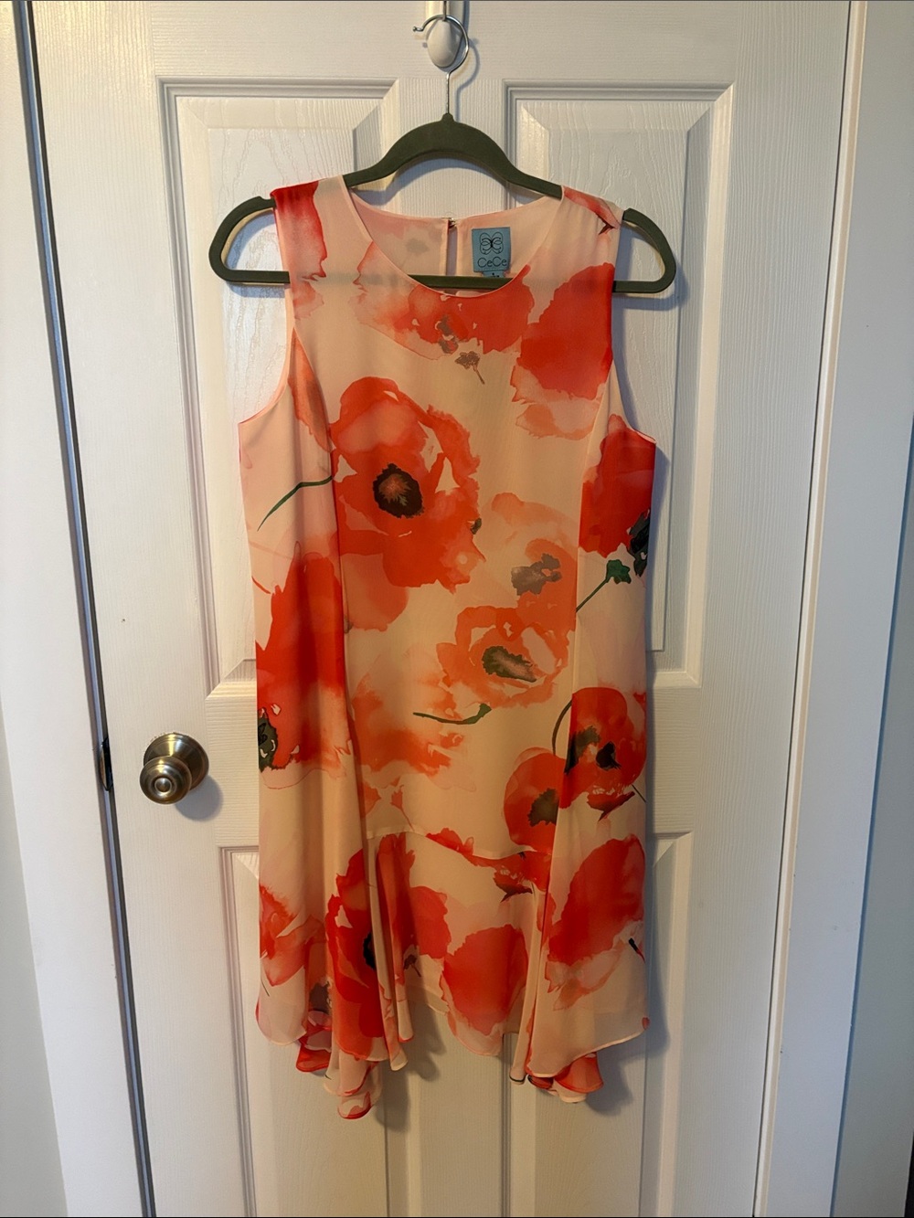 CeCe Coral Floral Sleeveless Midi Dress on Cream